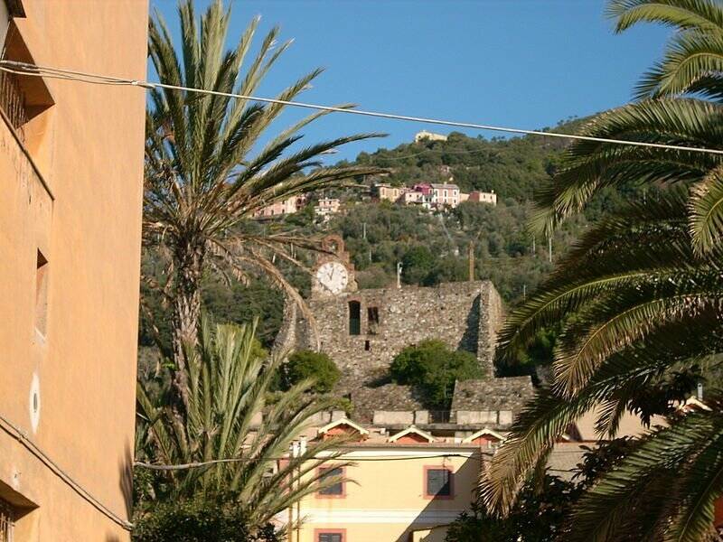 Il castello di Bonassola