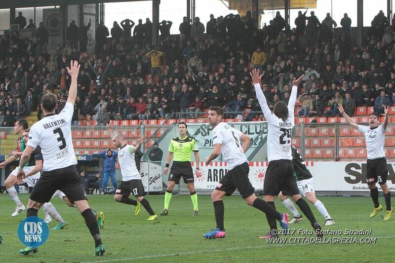 L'arbitro Antonio Di Martino