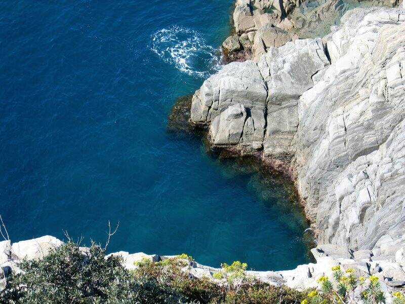 Riomaggiore, Punta Pineda    (2006)    (foto Giorgio Pagano)