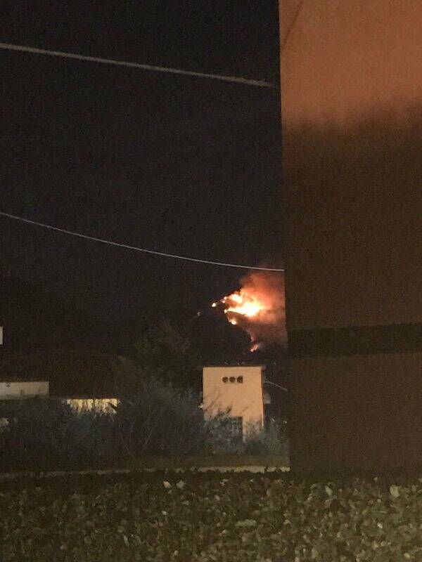 Fiamme sulle Apuane