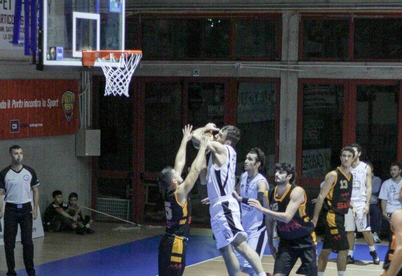 Spezia Basket Tarros