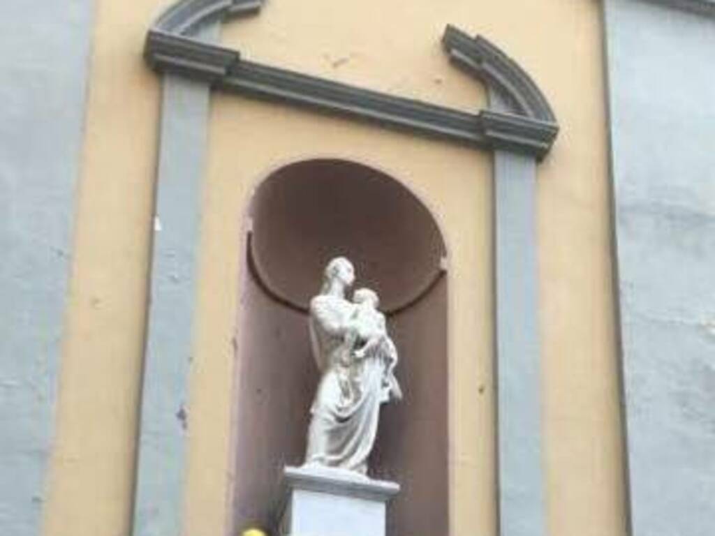 Madonnina della chiesa di San Giovanni e Agostino