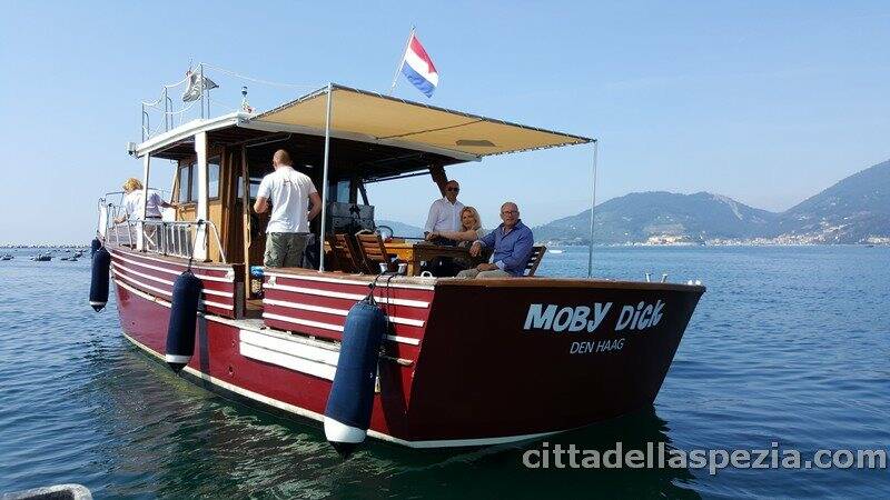 Moby Dick, l'imbarcazione dell'associazione "Per il mare" utilizzata per le escursioni