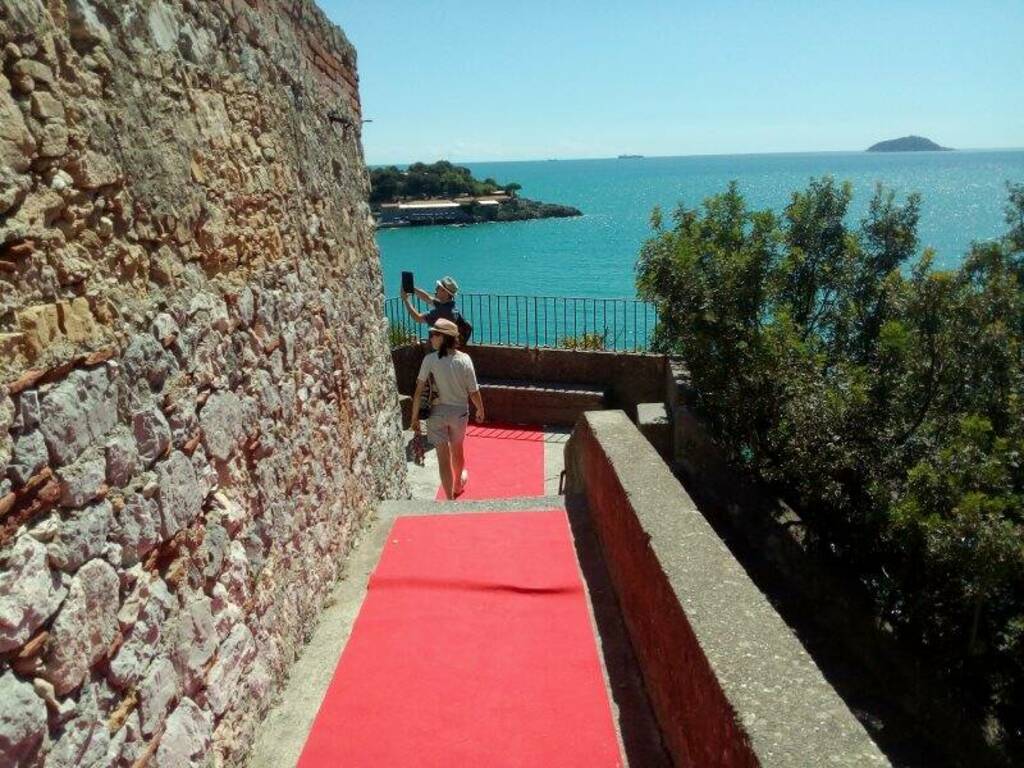 Red carpet Lerici