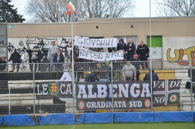 I tifosi dell'Albenga Calcio.