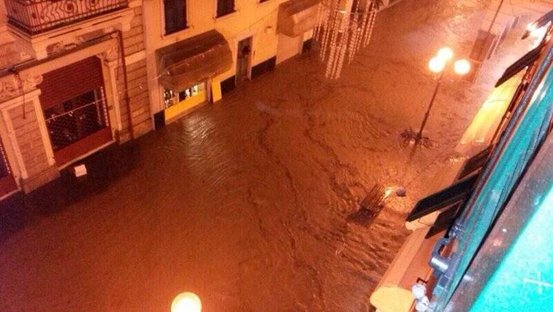 Alluvione a Chiavari (foto da Twitter)