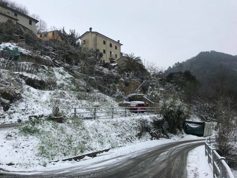 Neve anche nel Comune di Luni