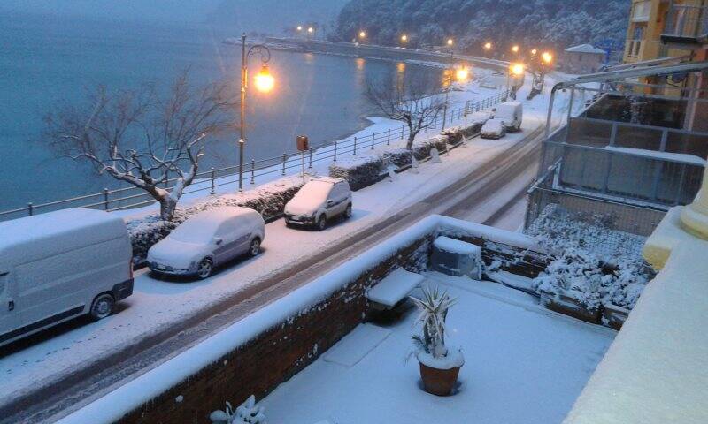 San Terenzo sotto la neve