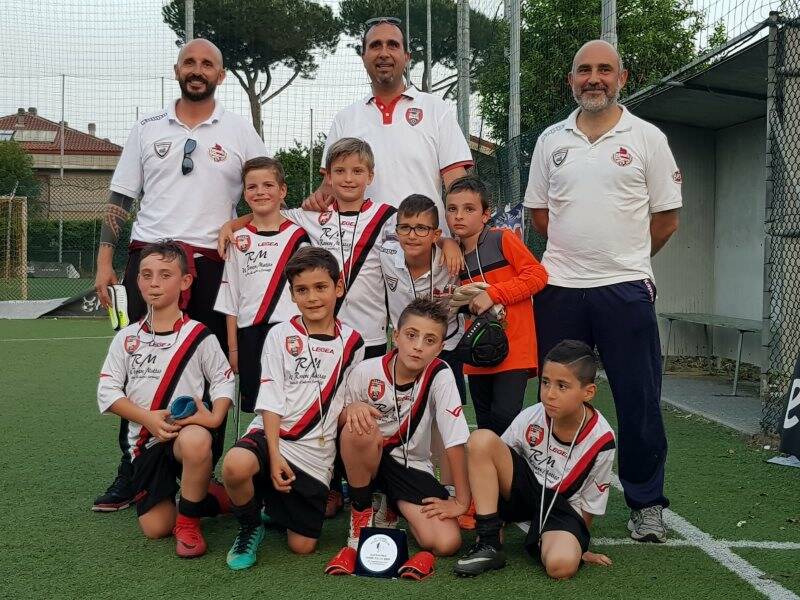 I classe 2009 del Ceparana che hanno vinto il torneo Piccoli Campioni organizzato dalla Massese.