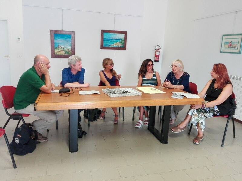 Presentazione di 'Fra la Magra e il mare'