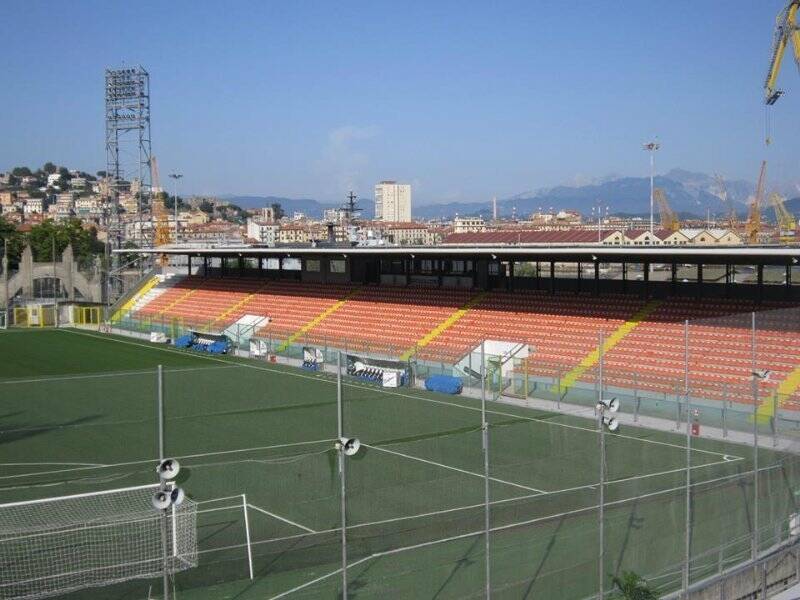 Distinti stadio "Picco"