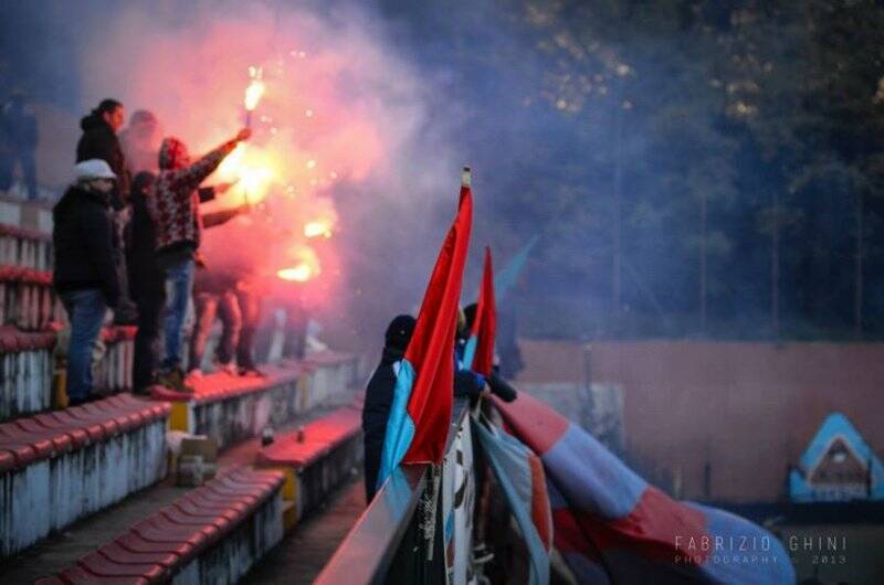 I "caldi" tifosi del Molassana Boero durante un match.