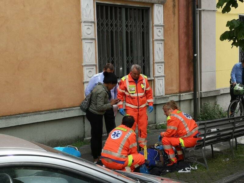 Le immagini del soccorso in Via Lamarmora