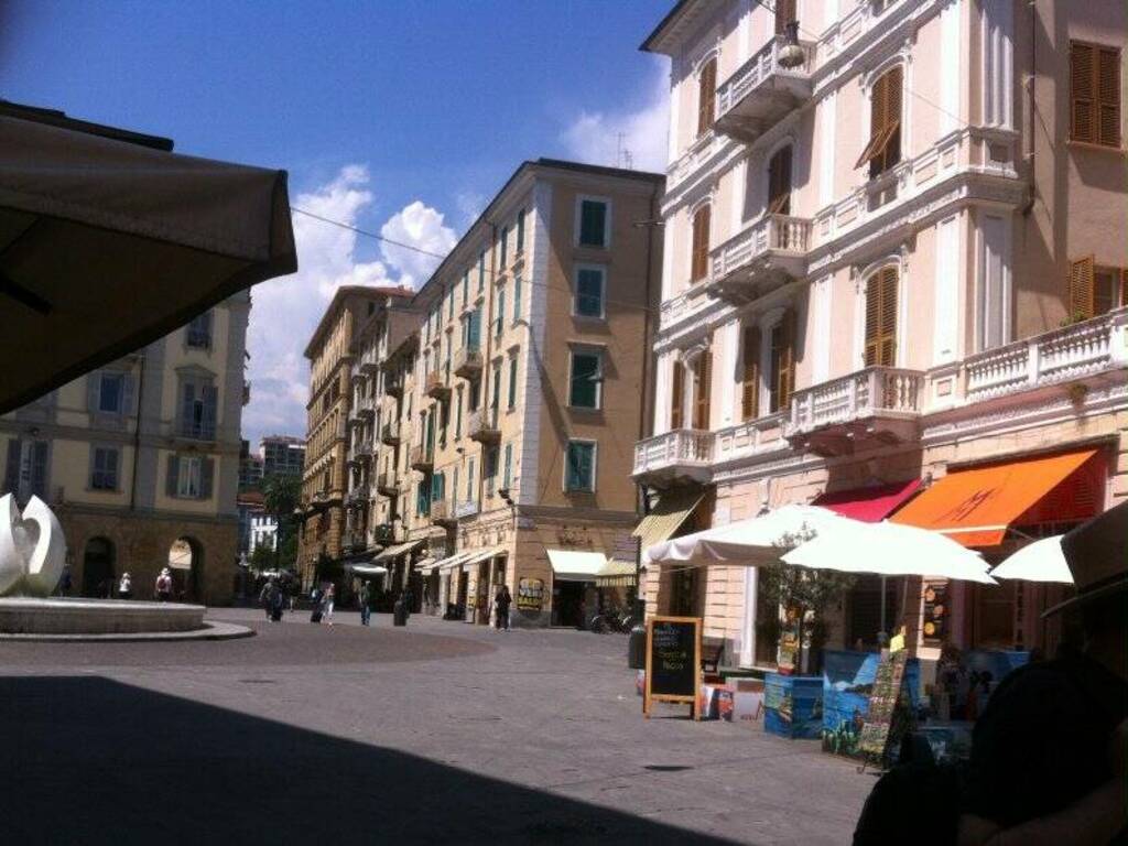 L’afa non molla la presa. Attese in serata deboli piogge