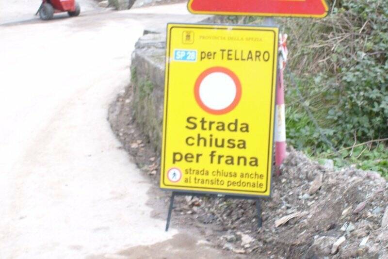 strada chiusa per Tellaro