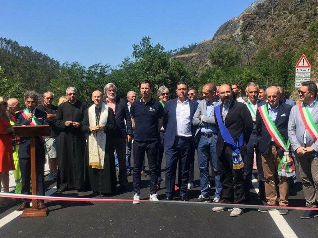 L'inaugurazione del nuovo ponte di Rocchetta