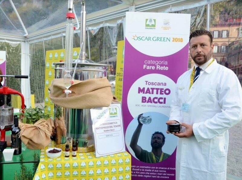 Matteo Bacci dell’azienda agricola “Speziali Lauretani” che produce prodotti per la bellezza utilizzando la vinaccia dell’azienda agricola di Andrea Bocelli