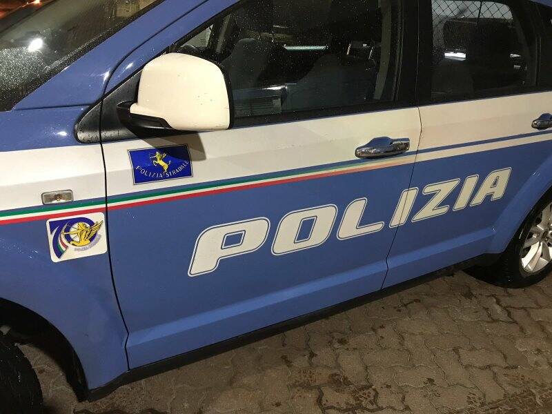 Auto Polizia di Stato