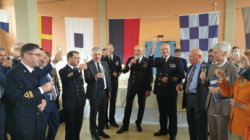 Il sindaco Pierluigi Peracchini è intervenuto alla cerimonia per i 150 anni della base navale.