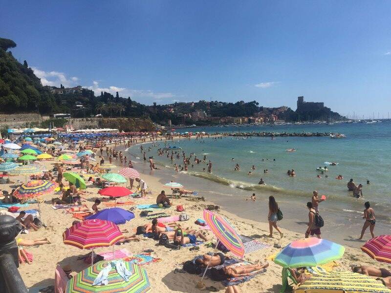 Uno scorcio della spiaggia delle Venere Azzurra