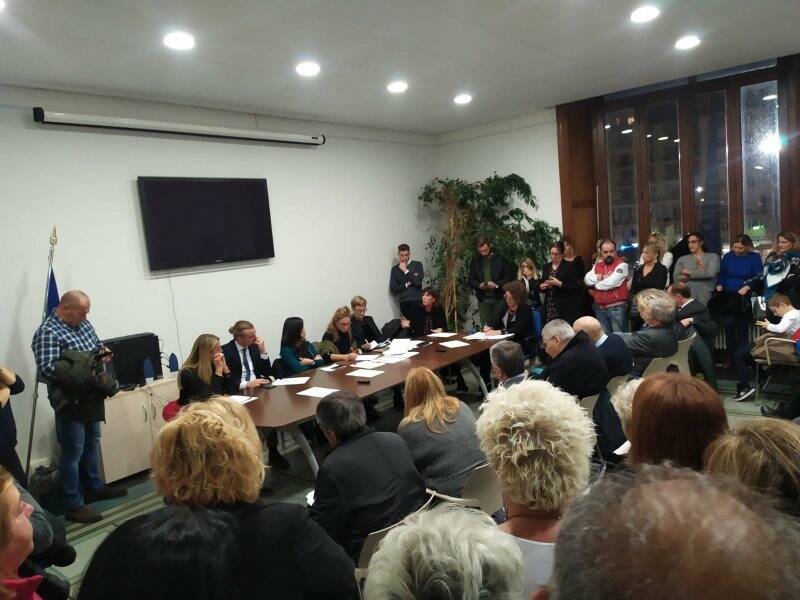 I parlamentari Gagliardi, Paita e Viviani e la senatrice Pucciarelli alla commissione sull'assunzione degli Oss