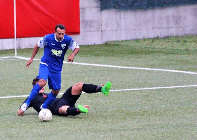 Mustapha El Caidi attaccante, qui con la maglia del Valdivara 5 Terre.