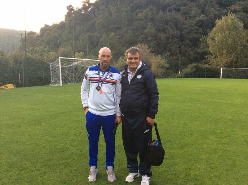 Nella foto Damiano currenti assieme all'ex tecnico della Sampdoria Walter Zenga