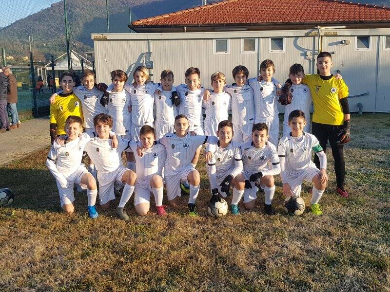 Nella foto la formazione dello Spezia Calcio, seconda classificata