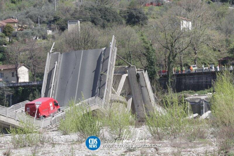 Crollo ponte Albiano i soccorsi e il ponte