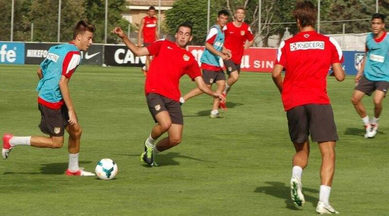 Allenamento di gruppo nel calcio.