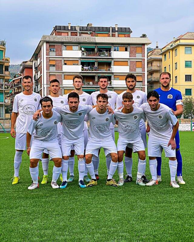 La prima formazione del Cadimare Calcio in Eccellenza.