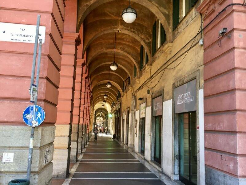 I portici di Via Domenico Chiodo