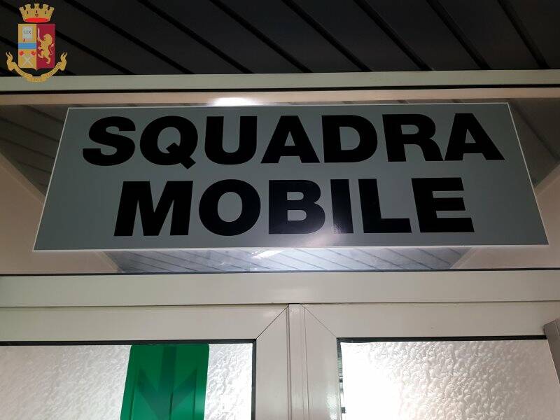 Squadra mobile