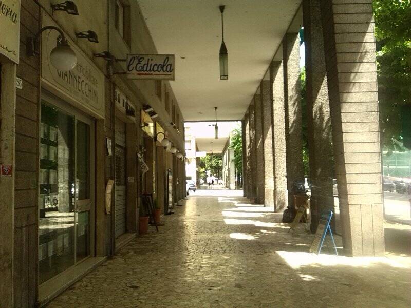 Mazzetta, i portici di Via Veneto