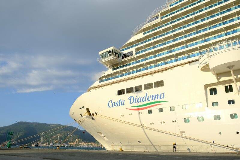 Costa Diadema ormeggiata al Molo Garibaldi