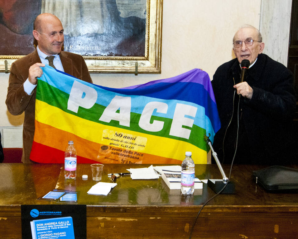 Lerici, Giorgio Pagano e don Andrea Gallo alla presentazione del libro 