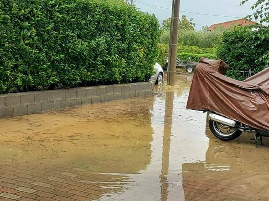 Nubifragio ad Ameglia, allagamenti a Camisano e Cafaggio