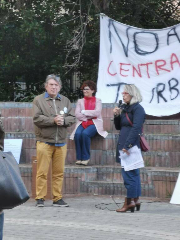 "No alla centrale al turbogas", la manifestazione dall'area verde di Melara