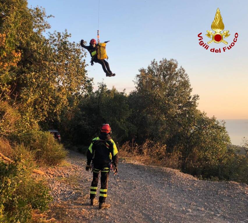 Ragazza cade mentre fa arrampicata, soccorsi alla Rocchetta