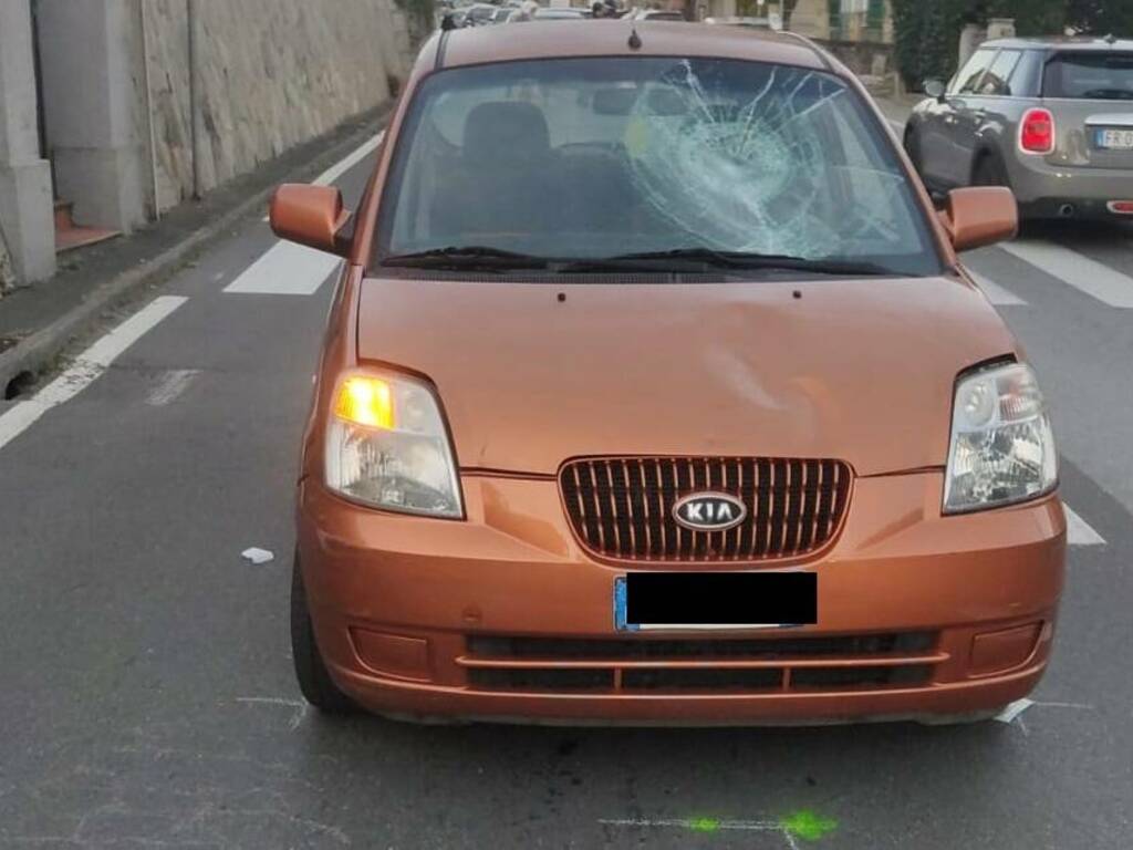 Incidente stradale in Via Sarzana