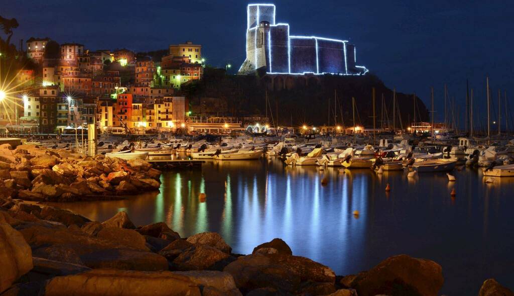 Lerici in veste natalizia