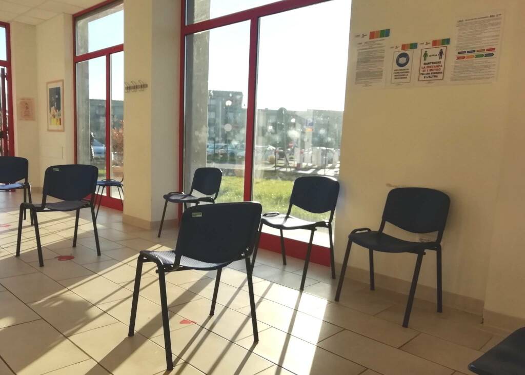 Sala di osservazione all'Hub vaccinale dell'ospedale di Sarzana