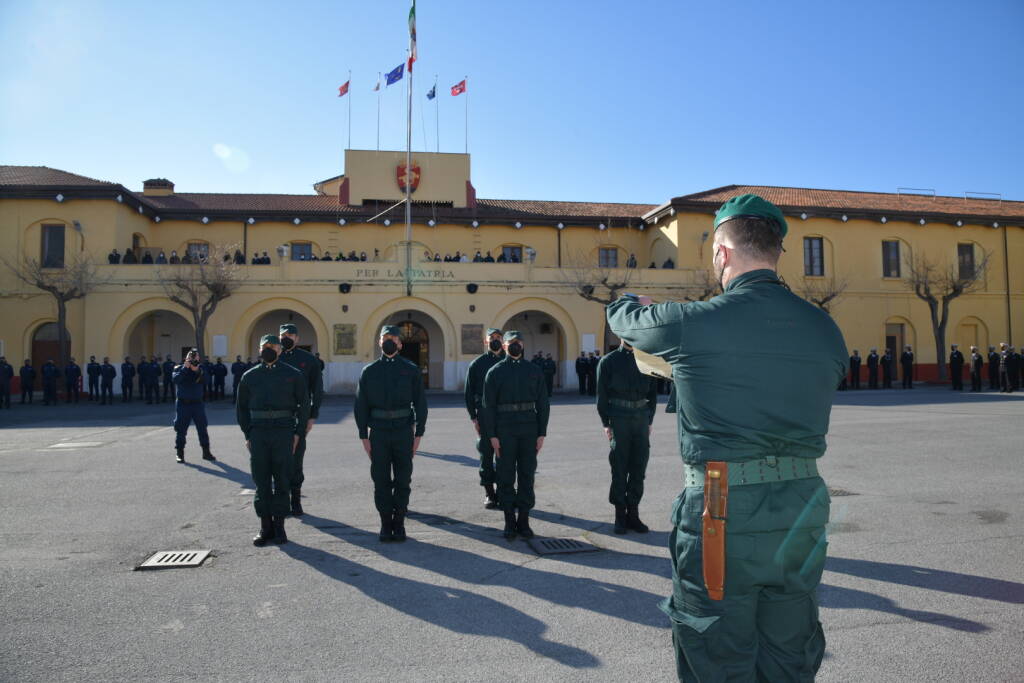 Consegnati i baschi verdi sette nuovi incursori al Comsubin