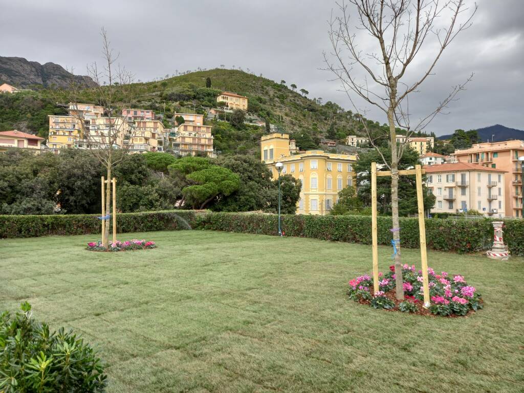 Giardini ex stazione fs Levanto