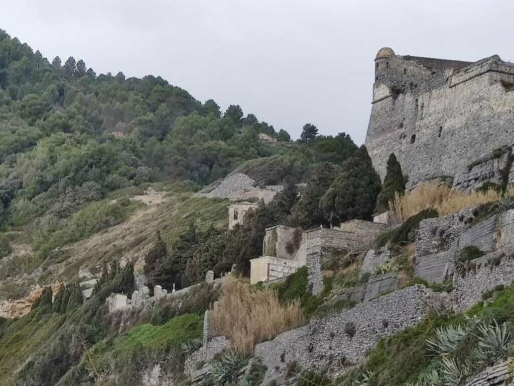 Il "giardino pantesco" visto da Porto Venere