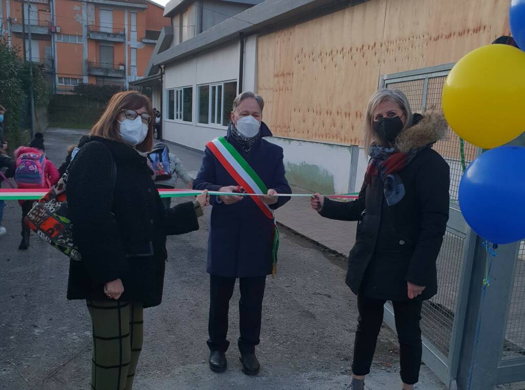 L'inaugurazione della nuova scuola a Serricciolo