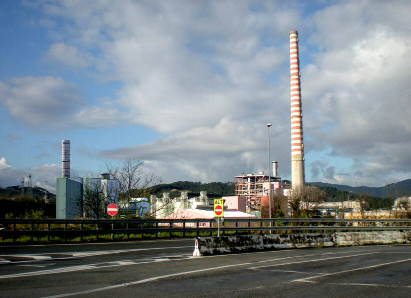 Il fotoinserimento della nuove centrale a turbogas (Enel)