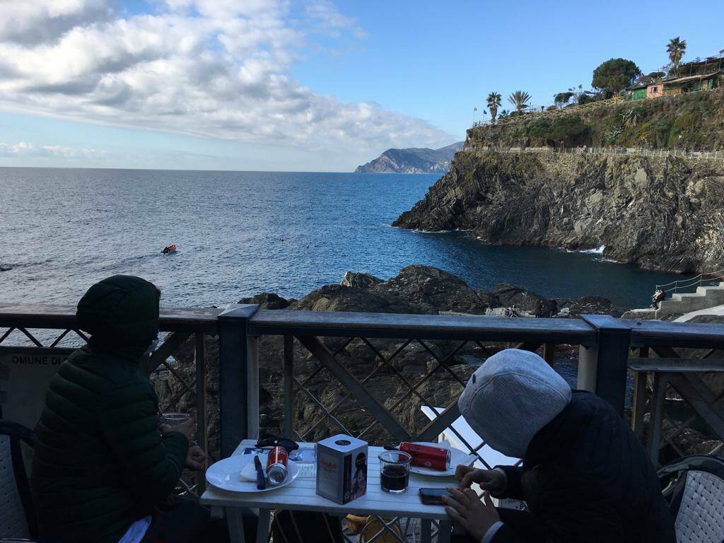 Residenti, commercianti, turisti: lo scenario invernale delle Cinque Terre