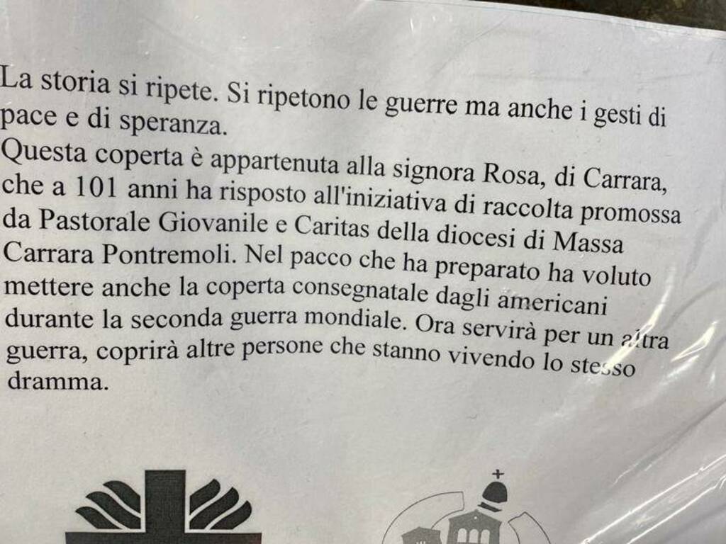 Il messaggio che accompagna la coperta donata da Rosa, 101 anni