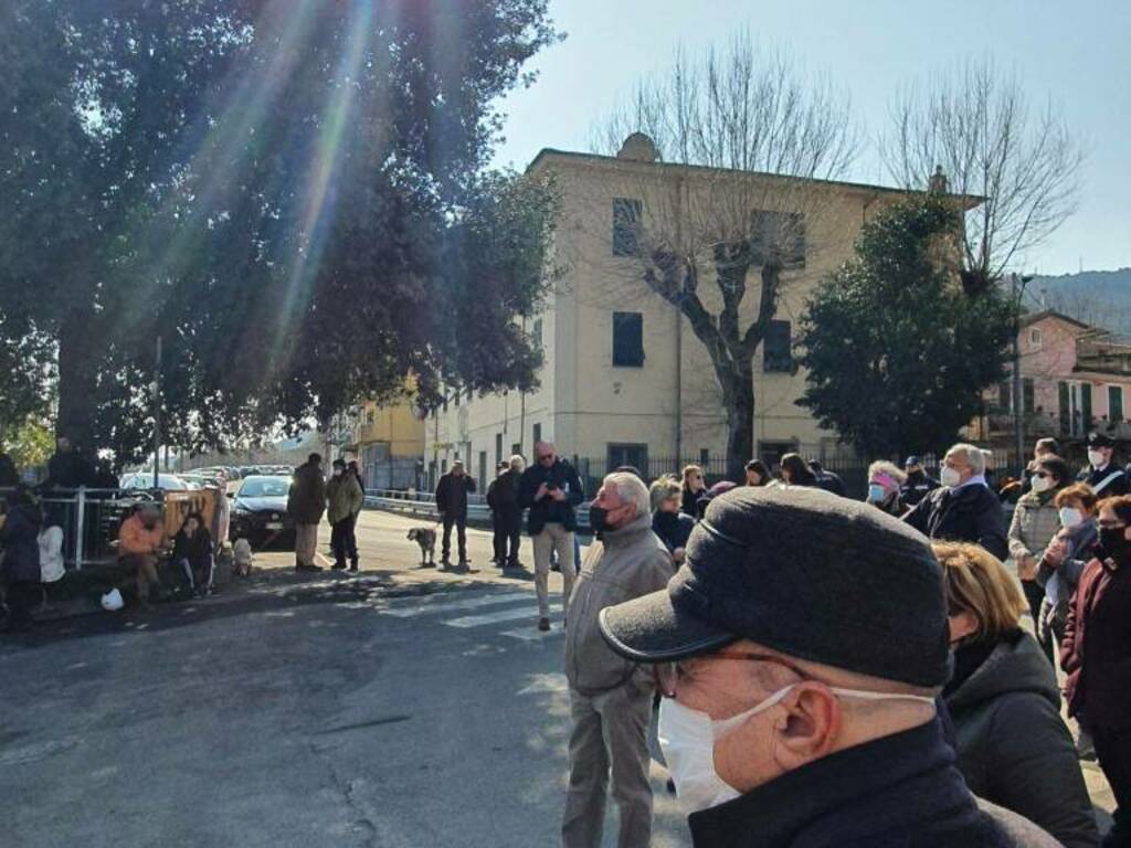 Il presidio a Porta Marola